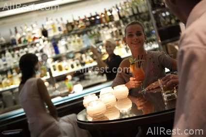 Hilton Hotel 37